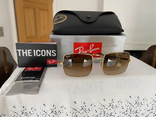 Ray Ban