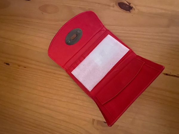 RED WALLET - Image 2